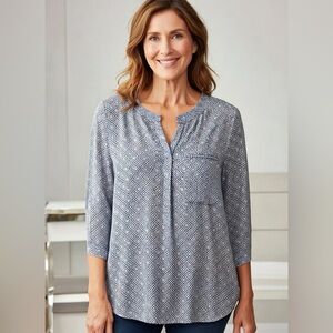 NYDJ Size 1X Geometric Patterned Blouse Womens Blue White